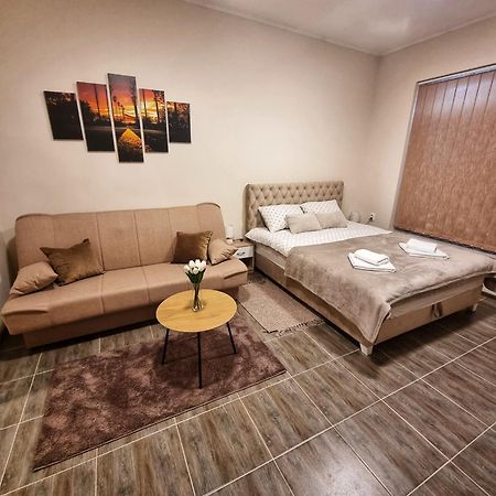 Dorce Apartmani Horgos Bagian luar foto